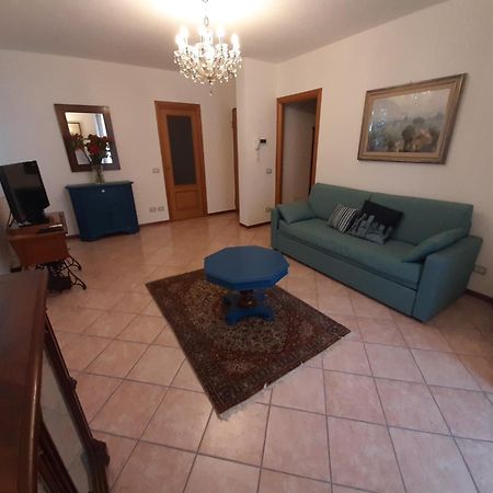 Casa Della Nonna 2 Daire Gargnano Dış mekan fotoğraf